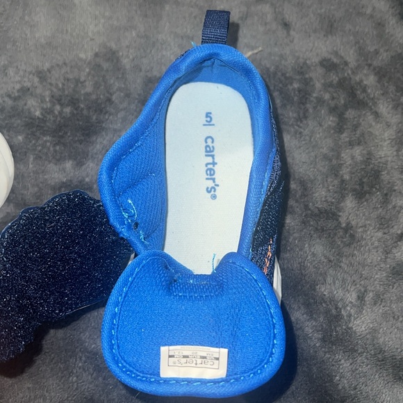 Sneakers - Picture 6 of 6